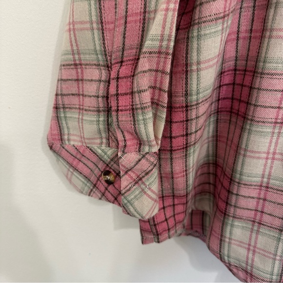 Pink Plaid Flannel XL Button Down Blouse Women’s Like New - Picture 3 of 7